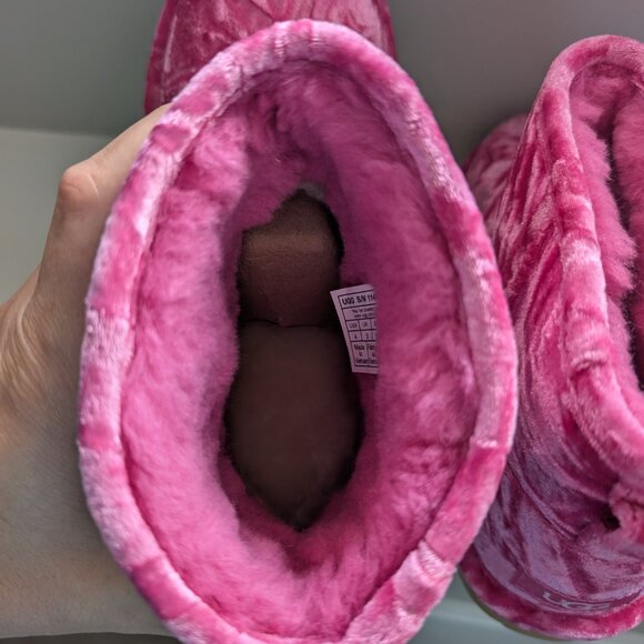 UGG classic mini NEW - Picture 9 of 9